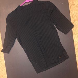 A black hollister short sleeve